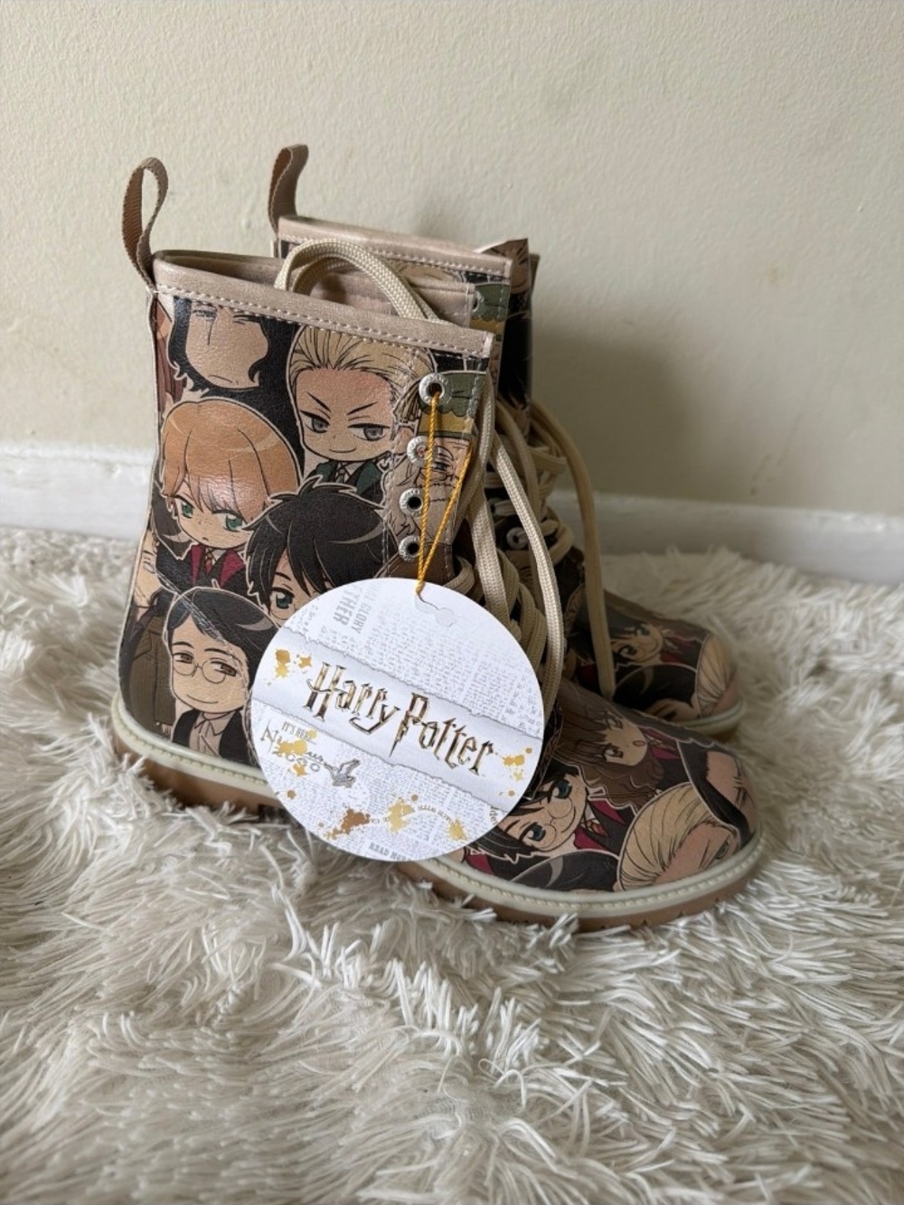 Dogo Shoes Anime Print Lace Up Boots Women’s Size 8 EU 38